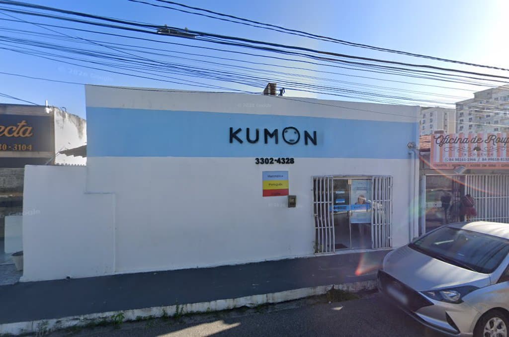 Fachada da Kumon Nova Parnamirim, na Av. Abel Cabral
